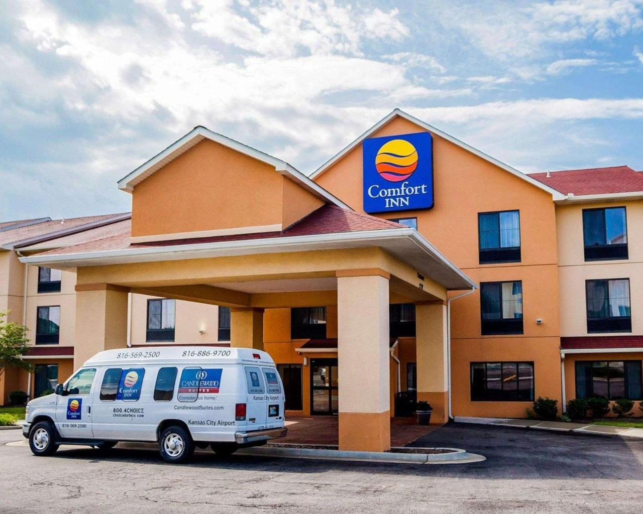 Comfort Inn Kansas City / Airport Exteriör bild